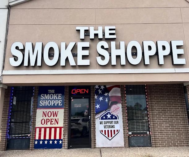 The The Smoke Shoppe storefront on 12043 Beamer Rd